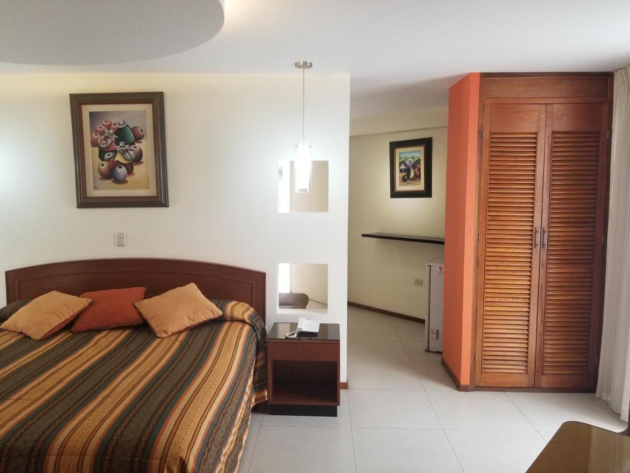 Hotel El Brujo La Merced Trujillo Buitenkant foto
